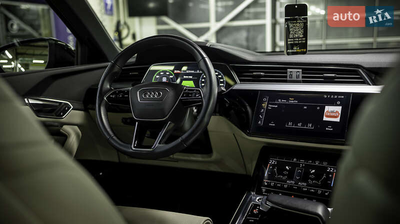 Позашляховик / Кросовер Audi e-tron Sportback 2021 в Чернівцях