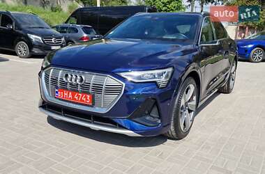 Внедорожник / Кроссовер Audi e-tron Sportback 2022 в 