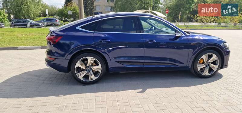 Внедорожник / Кроссовер Audi e-tron Sportback 2022 в Тернополе