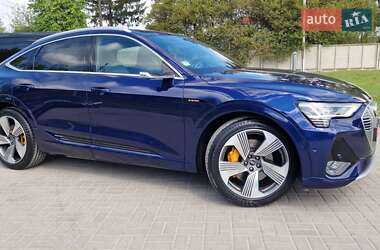 Внедорожник / Кроссовер Audi e-tron Sportback 2022 в 
