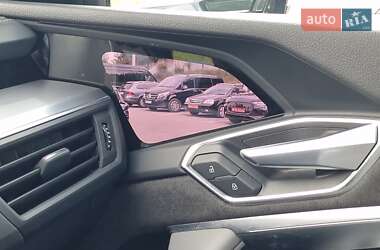 Внедорожник / Кроссовер Audi e-tron Sportback 2022 в 
