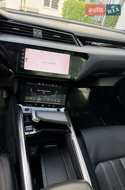 Внедорожник / Кроссовер Audi e-tron Sportback 2021 в 