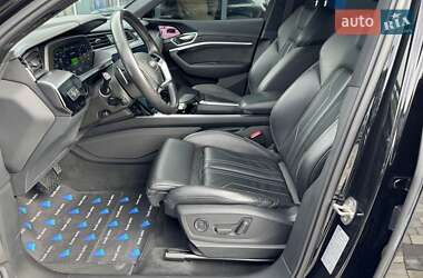 Внедорожник / Кроссовер Audi e-tron Sportback 2020 в 