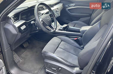 Внедорожник / Кроссовер Audi e-tron Sportback 2022 в 