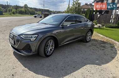 Позашляховик / Кросовер Audi e-tron Sportback 2020 в Києві