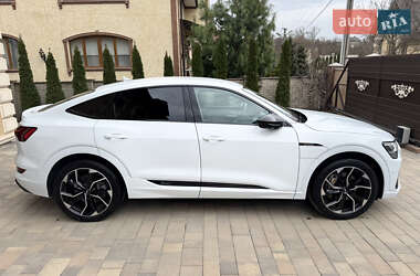 Внедорожник / Кроссовер Audi e-tron Sportback 2021 в 