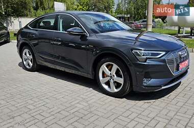 Внедорожник / Кроссовер Audi e-tron Sportback 2021 в 