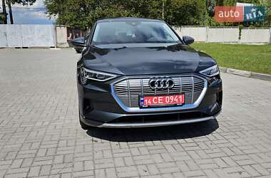 Внедорожник / Кроссовер Audi e-tron Sportback 2021 в 