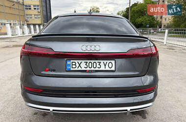 Внедорожник / Кроссовер Audi e-tron Sportback 2021 в 