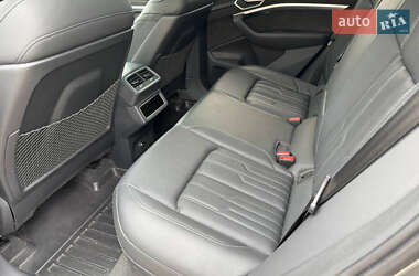 Внедорожник / Кроссовер Audi e-tron Sportback 2021 в 