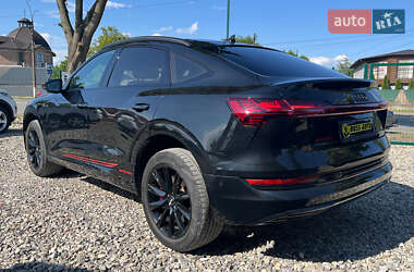 Позашляховик / Кросовер Audi e-tron Sportback 2020 в 