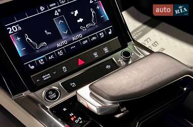 Внедорожник / Кроссовер Audi e-tron Sportback 2021 в 