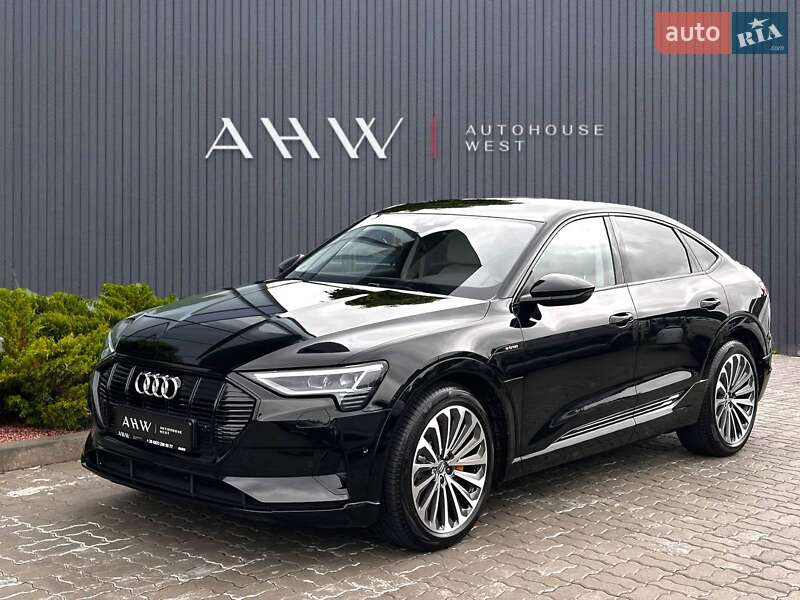 Внедорожник / Кроссовер Audi e-tron Sportback 2021 в 