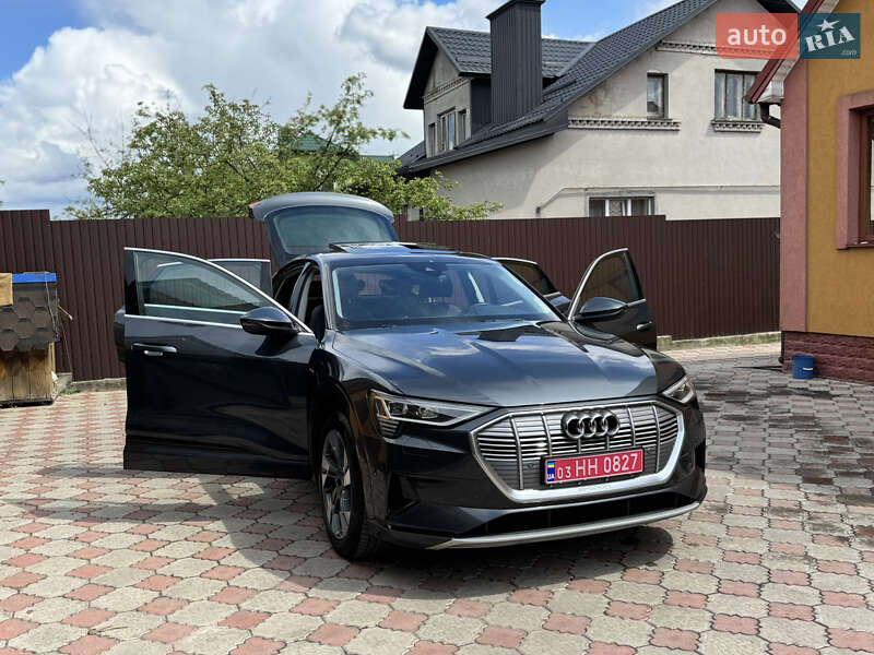 Внедорожник / Кроссовер Audi e-tron Sportback 2020 в Ровно