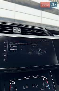 Внедорожник / Кроссовер Audi e-tron Sportback 2021 в 