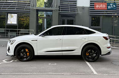 Позашляховик / Кросовер Audi e-tron Sportback 2020 в 