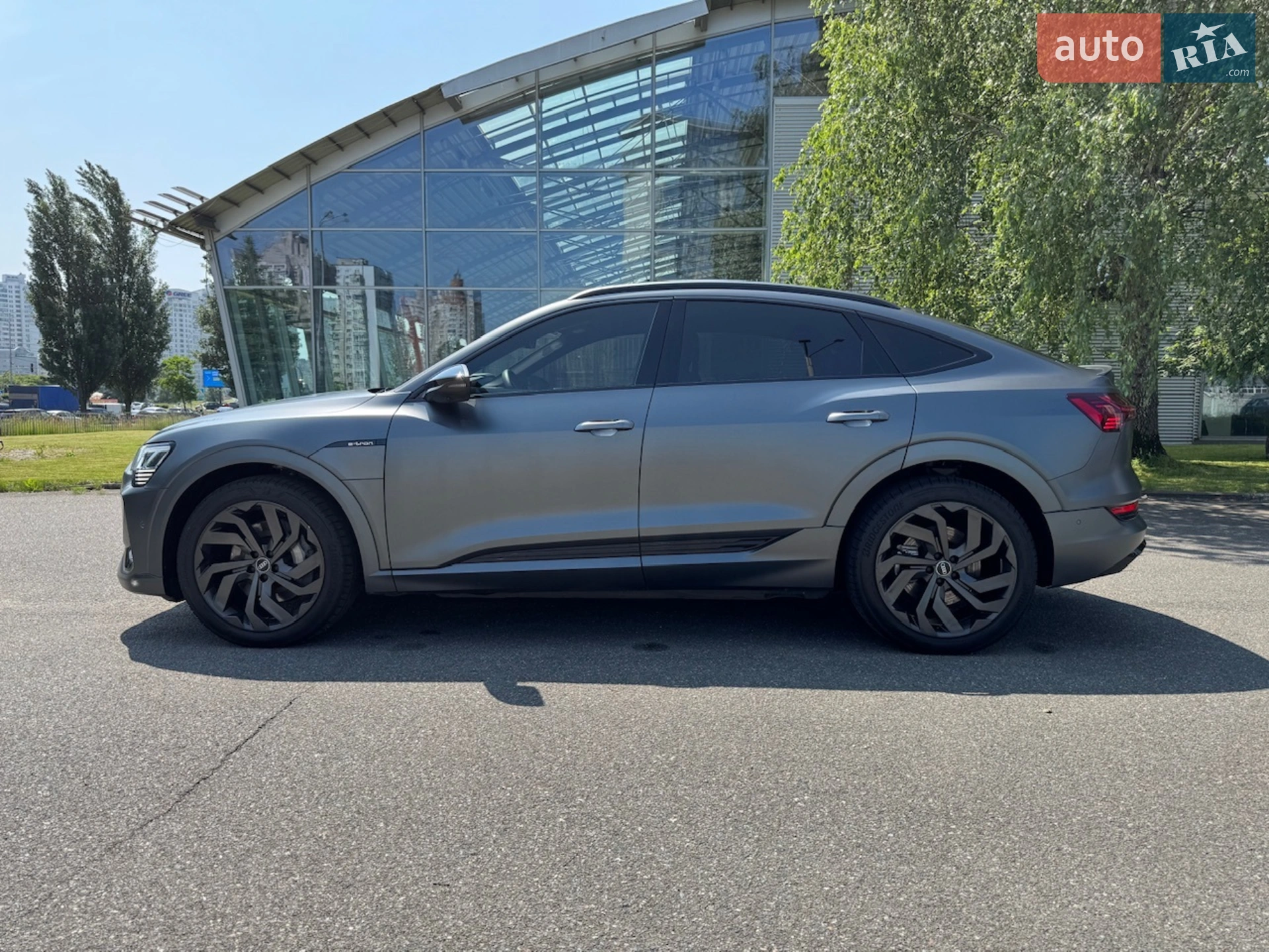 2023 Audi e-tron Sportback - мініатюра 18