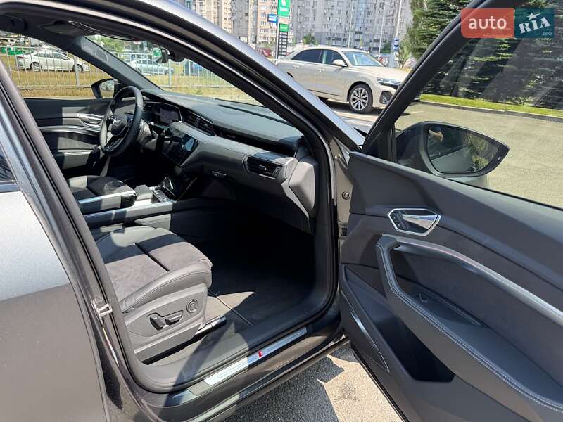 Внедорожник / Кроссовер Audi e-tron Sportback 2023 в Киеве фото 71 Внедорожник / Кроссовер Audi e-tron Sportback 2023 в Киеве