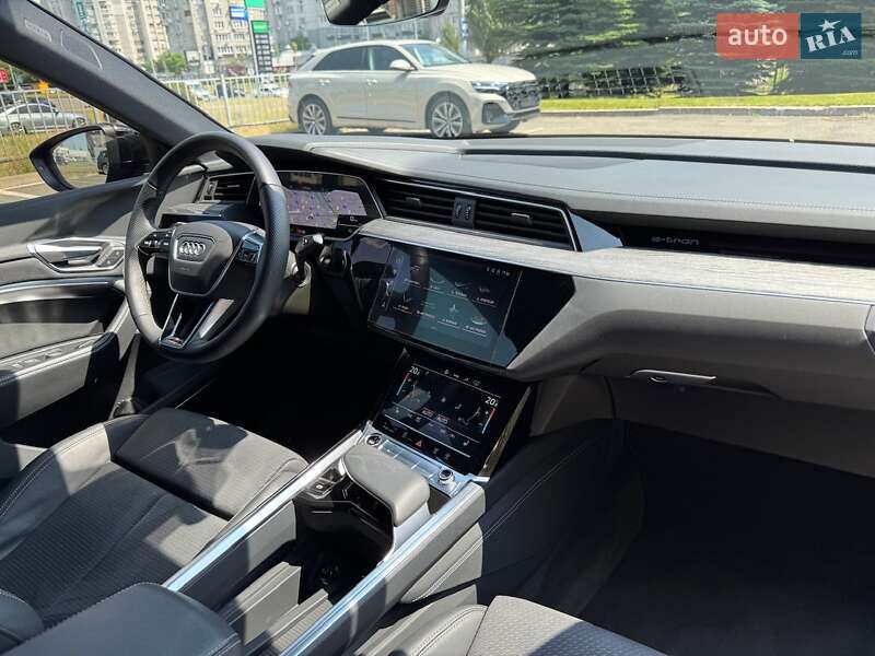 Внедорожник / Кроссовер Audi e-tron Sportback 2023 в Киеве фото 73 Внедорожник / Кроссовер Audi e-tron Sportback 2023 в Киеве