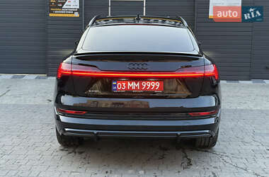 Позашляховик / Кросовер Audi e-tron Sportback 2022 в 
