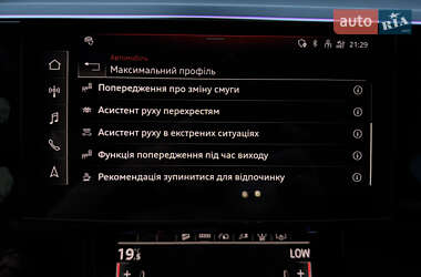 Позашляховик / Кросовер Audi e-tron Sportback 2022 в 
