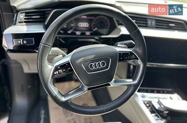Внедорожник / Кроссовер Audi e-tron Sportback 2021 в 