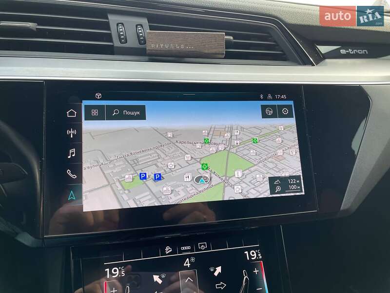 Внедорожник / Кроссовер Audi e-tron Sportback 2021 в Киеве