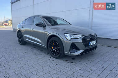 Внедорожник / Кроссовер Audi e-tron Sportback 2022 в 