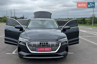 Внедорожник / Кроссовер Audi e-tron Sportback 2020 в 