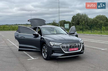 Внедорожник / Кроссовер Audi e-tron Sportback 2020 в 