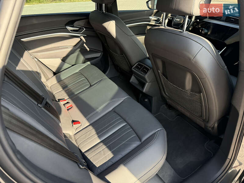 Внедорожник / Кроссовер Audi e-tron Sportback 2021 в Тернополе
