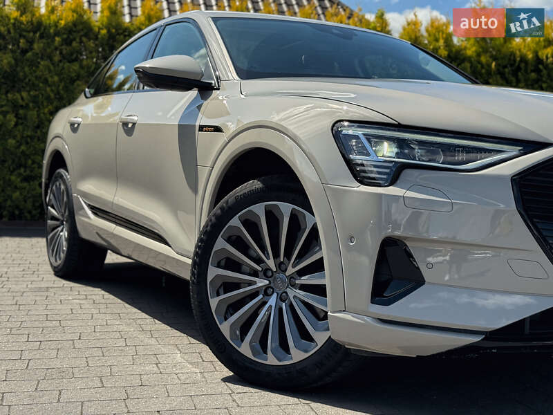 Внедорожник / Кроссовер Audi e-tron Sportback 2020 в Стрые