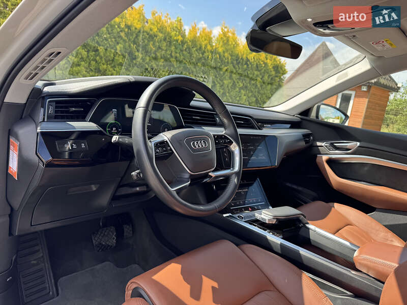 Внедорожник / Кроссовер Audi e-tron Sportback 2020 в Стрые
