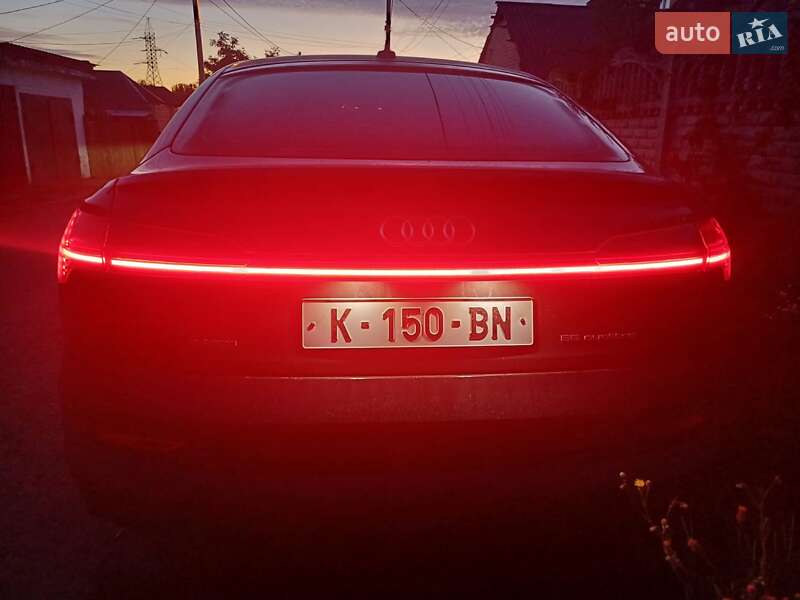 Внедорожник / Кроссовер Audi e-tron Sportback 2020 в Днепре