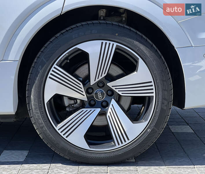 Внедорожник / Кроссовер Audi e-tron Sportback 2020 в Ужгороде