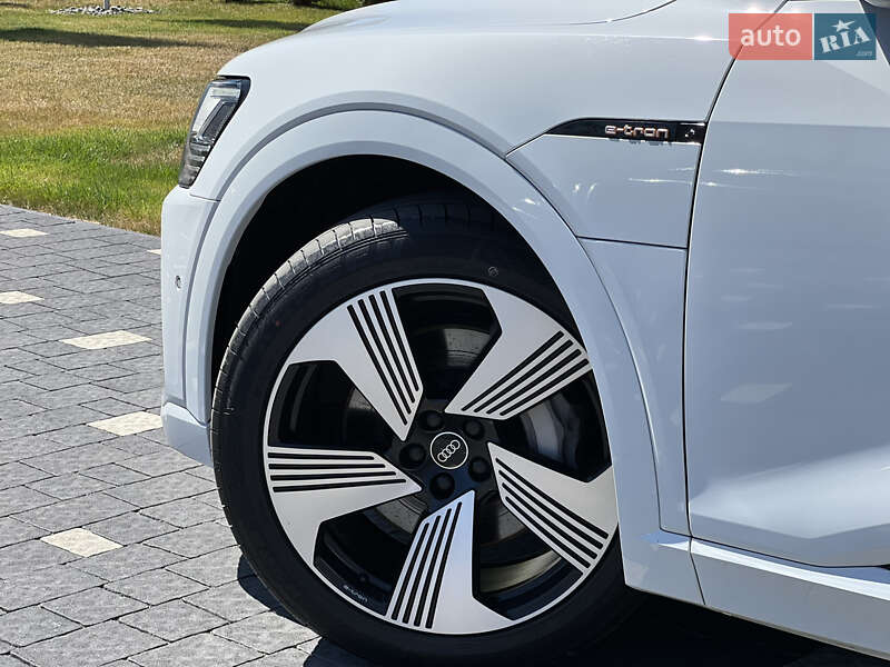 Внедорожник / Кроссовер Audi e-tron Sportback 2020 в Ужгороде