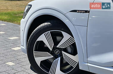 Внедорожник / Кроссовер Audi e-tron Sportback 2020 в 