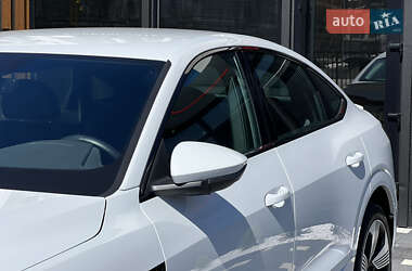 Внедорожник / Кроссовер Audi e-tron Sportback 2020 в 