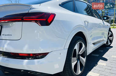 Внедорожник / Кроссовер Audi e-tron Sportback 2020 в 