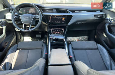 Внедорожник / Кроссовер Audi e-tron Sportback 2020 в 