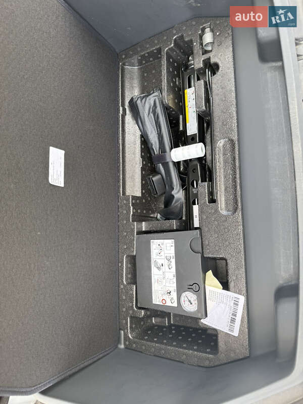 Позашляховик / Кросовер Audi e-tron Sportback 2020 в Луцьку