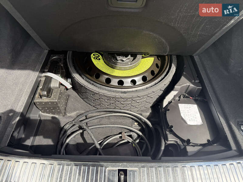 Позашляховик / Кросовер Audi e-tron Sportback 2020 в Луцьку