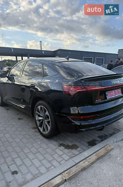 Позашляховик / Кросовер Audi e-tron Sportback 2020 в 
