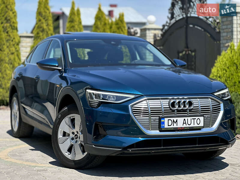 Позашляховик / Кросовер Audi e-tron Sportback 2021 в Тернополі