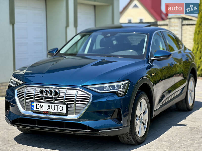 Позашляховик / Кросовер Audi e-tron Sportback 2021 в Тернополі