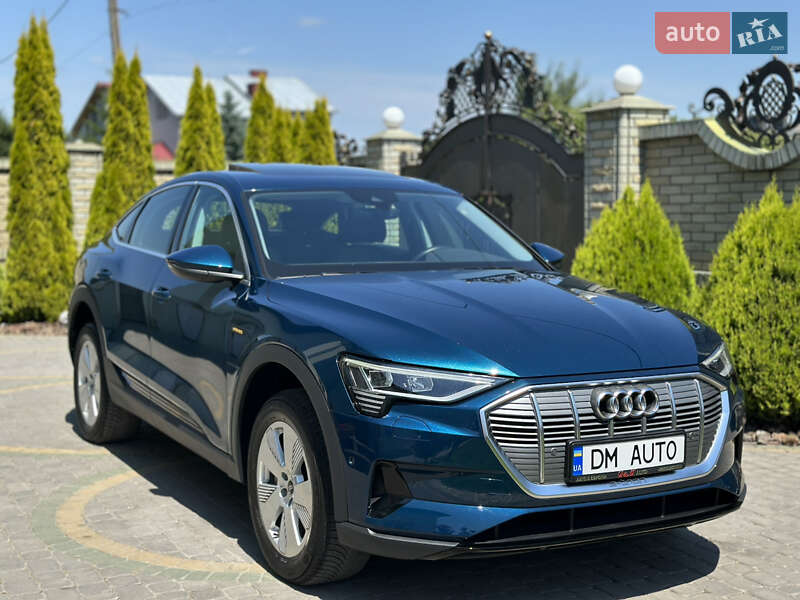 Позашляховик / Кросовер Audi e-tron Sportback 2021 в Тернополі