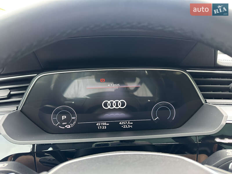 Позашляховик / Кросовер Audi e-tron Sportback 2021 в Тернополі