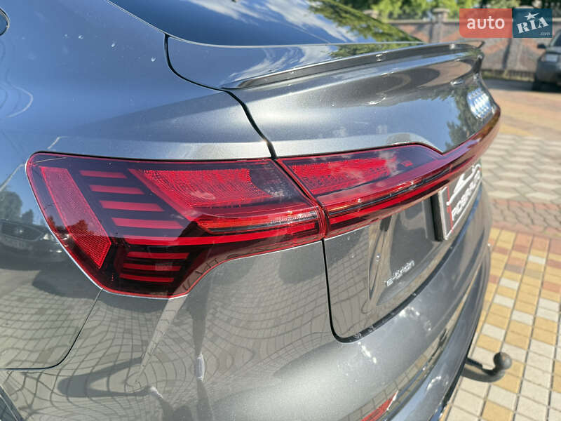 Внедорожник / Кроссовер Audi e-tron Sportback 2020 в Киеве