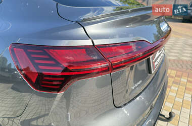 Внедорожник / Кроссовер Audi e-tron Sportback 2020 в 