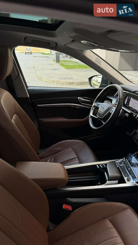 Внедорожник / Кроссовер Audi e-tron Sportback 2021 в Ивано-Франковске фото 34 Внедорожник / Кроссовер Audi e-tron Sportback 2021 в Ивано-Франковске